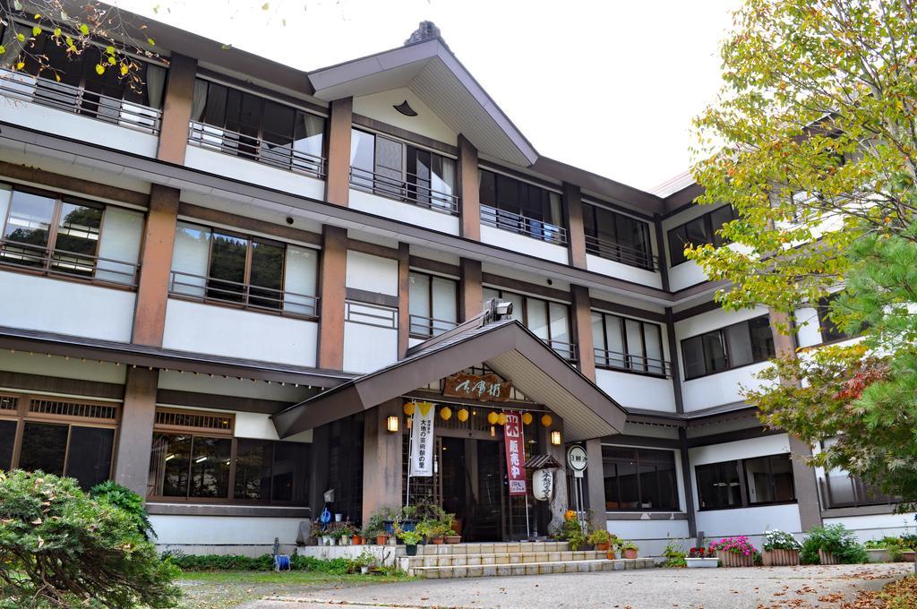 ホテルKiyotsukan 十日町市 エクステリア 写真